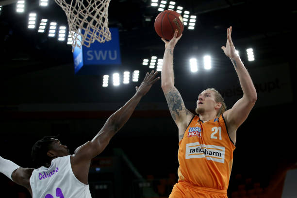 率领独行侠 率领独行侠